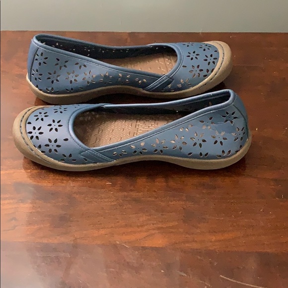 MukLuks Sandy Flats; navy blue; size 9 - Picture 5 of 5